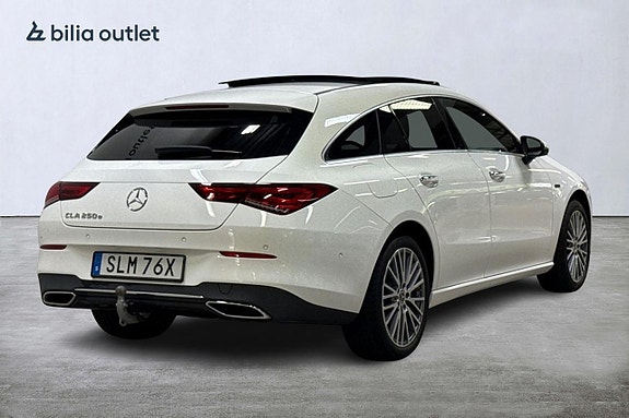 Mercedes-Benz CLA250 e 5 of 5