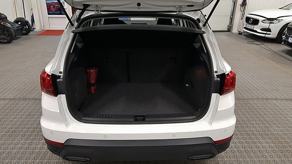 Seat Arona 10 of 23