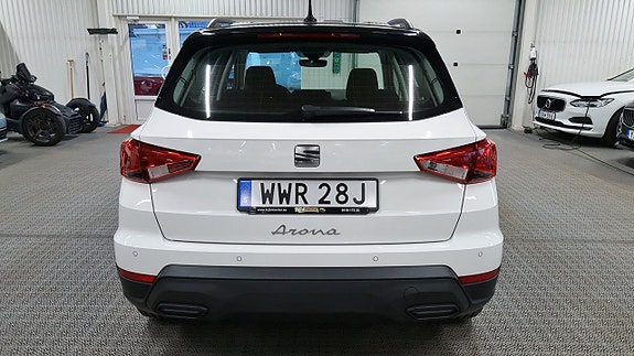 Seat Arona 13 of 23
