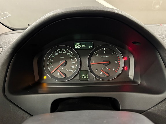 Volvo S40 10 of 18