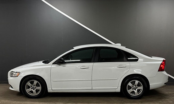 Volvo S40 5 of 5