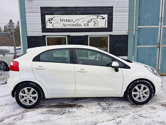 Kia Rio 2 of 14
