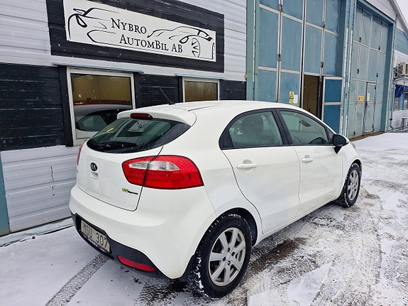 Kia Rio 3 of 14