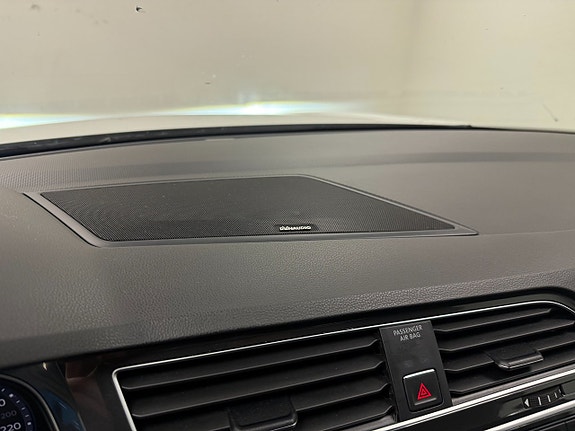 Volkswagen Tiguan - 21