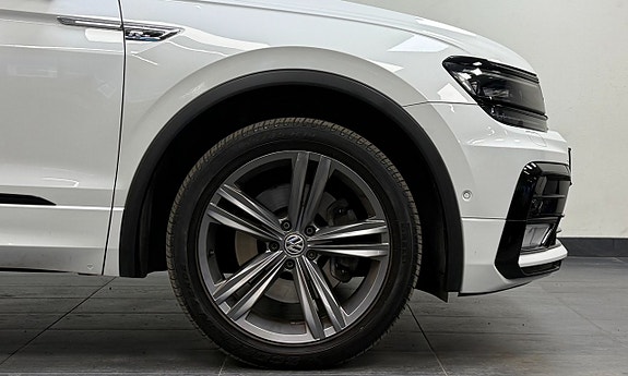 Volkswagen Tiguan - 4