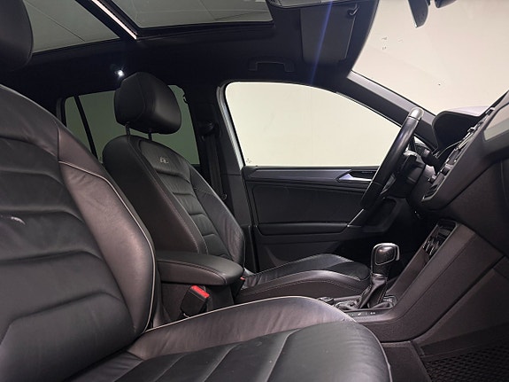 Volkswagen Tiguan - 11