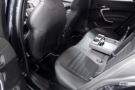 Opel Insignia 16 of 21