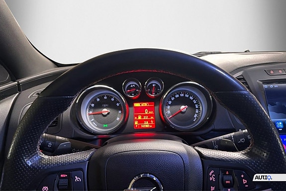 Opel Insignia 13 of 21