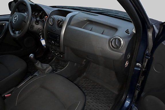 Dacia Duster 6 of 9