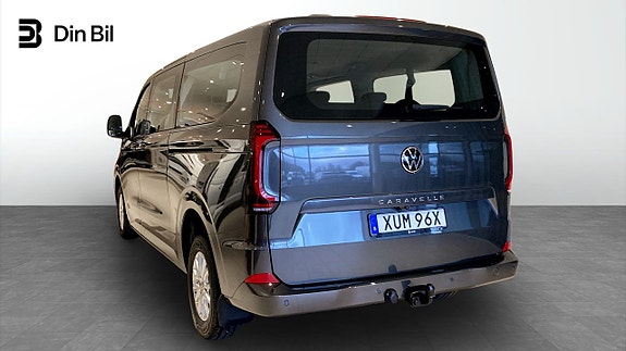 Volkswagen Caravelle 3 of 5
