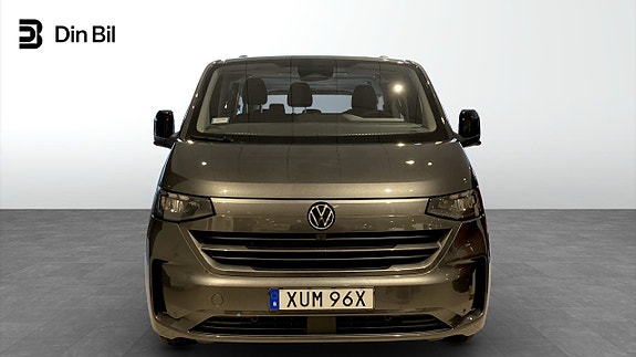 Volkswagen Caravelle 4 of 5