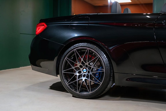 BMW M4 8 of 24