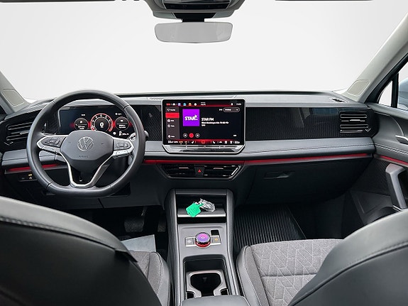 Volkswagen Tiguan 12 of 12