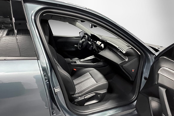 Peugeot 308 4 of 5
