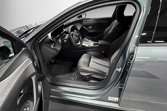 Peugeot 308 5 of 5