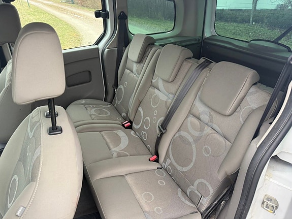 Renault Kangoo Express 10 of 11