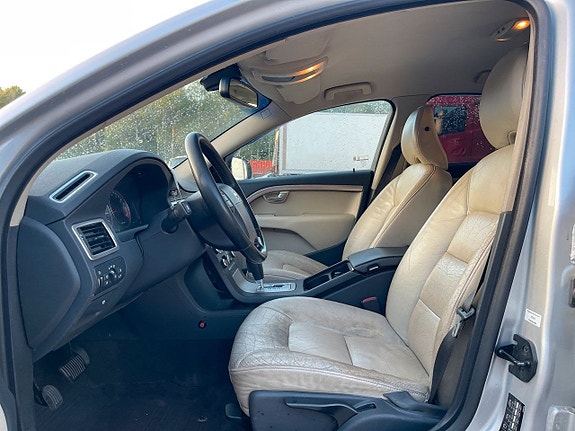 Volvo S80 8 of 24