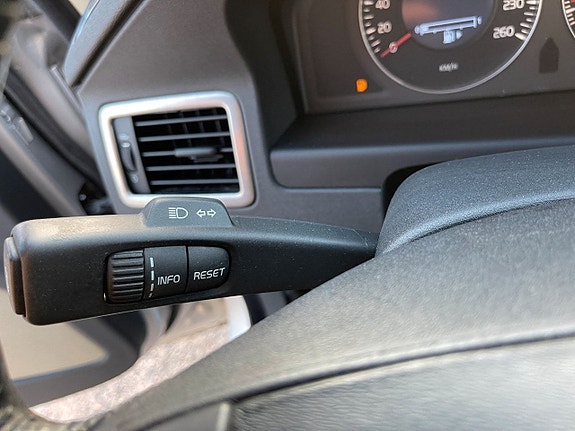 Volvo S80 16 of 24