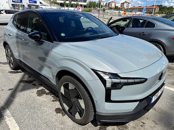 Volvo EX30 3 of 10