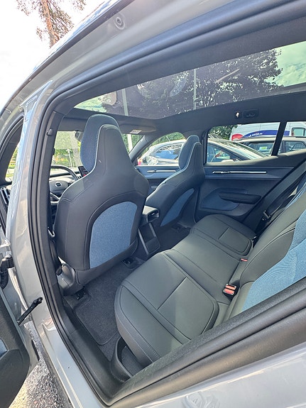 Volvo EX30 7 of 10
