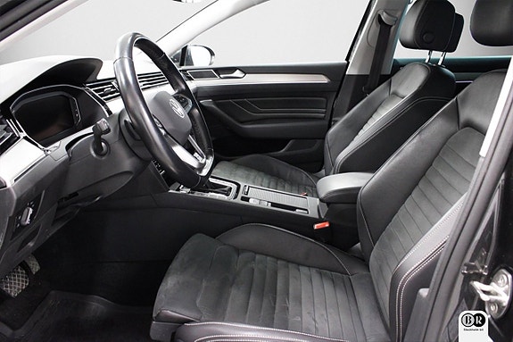 Volkswagen Passat 6 of 16