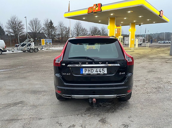 Volvo XC60 6 of 13