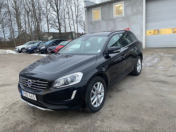 Volvo XC60 3 of 13