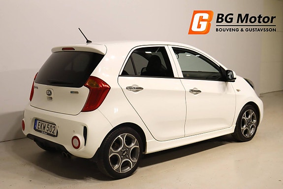 Kia Picanto 3 of 5