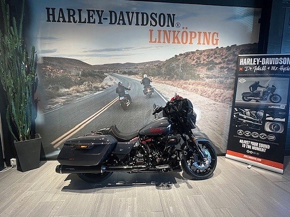 Harley-Davidson Street Glide CVO ST 2,95% ränta, Vi löser transporten