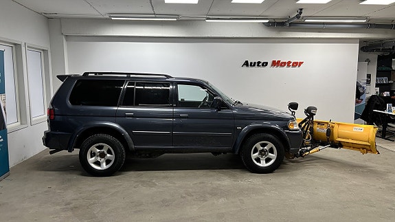 Mitsubishi Pajero Sport 8 of 15