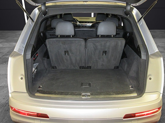Audi Q7 19 of 19