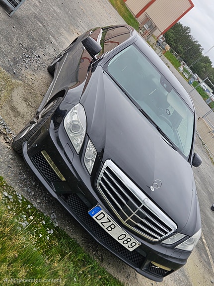 Mercedes-Benz E350 2 of 3
