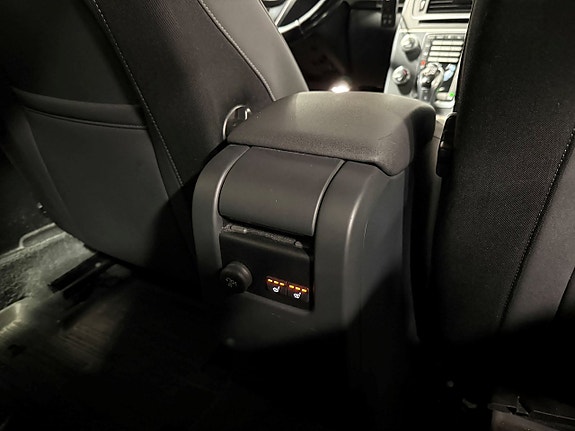 Volvo V60 19 of 21