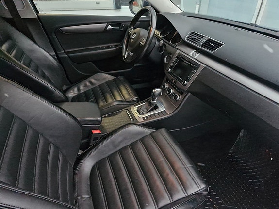 Volkswagen Passat 5 of 5