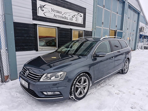Volkswagen Passat 13 of 16