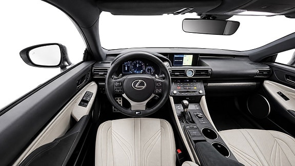 Lexus RC-F 8 of 29