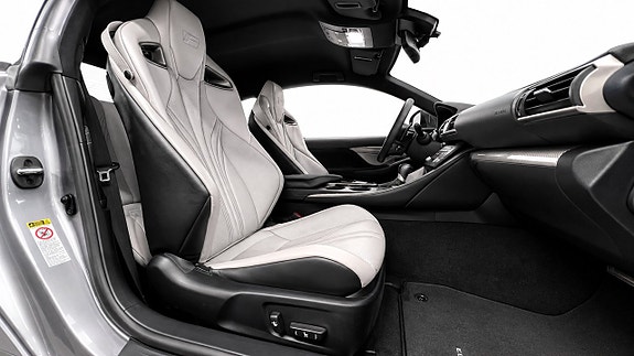 Lexus RC-F 15 of 27