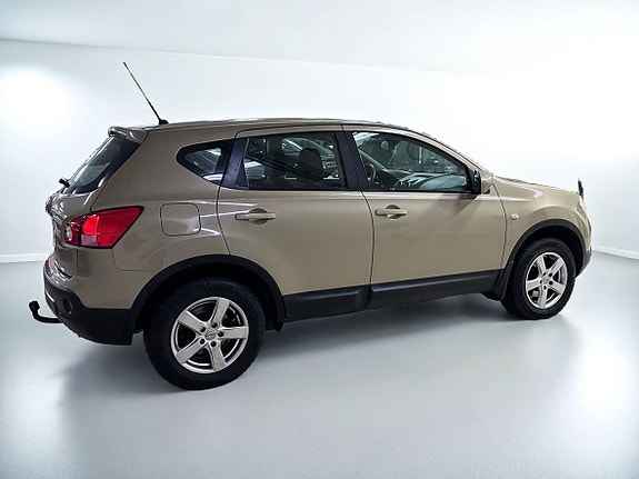 Nissan Qashqai 3 of 5
