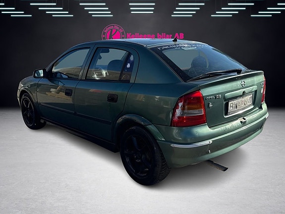 Opel Astra 9 of 21