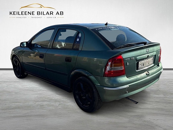 Opel Astra 9 of 21