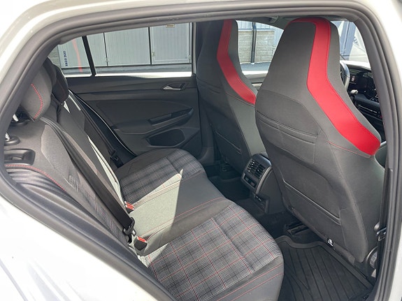 Volkswagen Golf-Serie 5 of 10