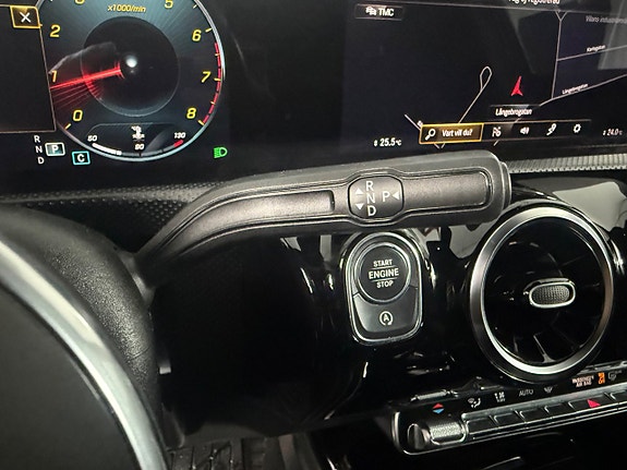Mercedes-Benz A180 22 of 22