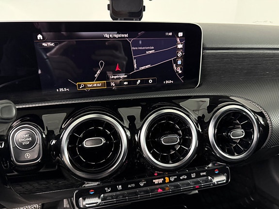 Mercedes-Benz A180 14 of 22