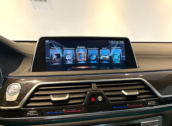 BMW 730 23 of 26