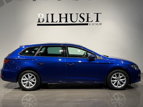 Seat Leon 2 of 5