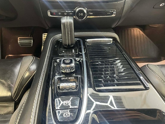 Volvo S60 11 of 13