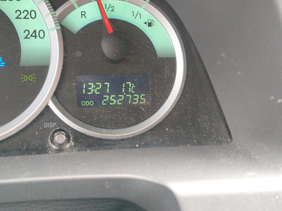 Toyota Corolla Verso 10 of 13