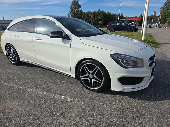 Mercedes-Benz CLA200 2 of 30
