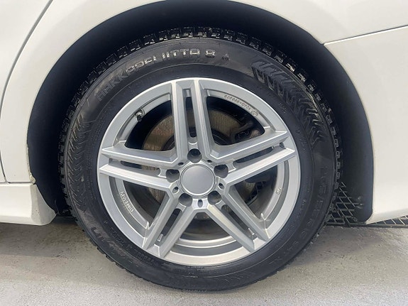 Mercedes-Benz CLA200 12 of 15