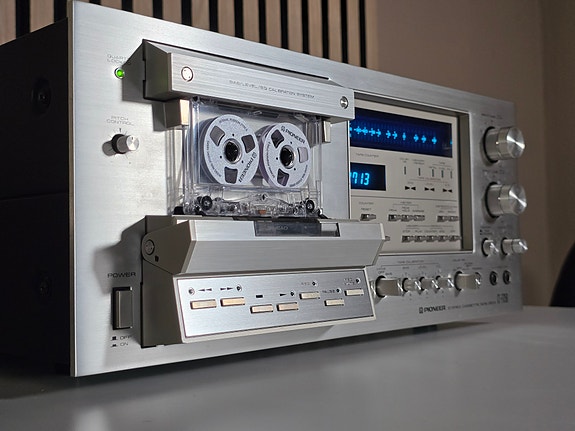 Product image 22 of 31